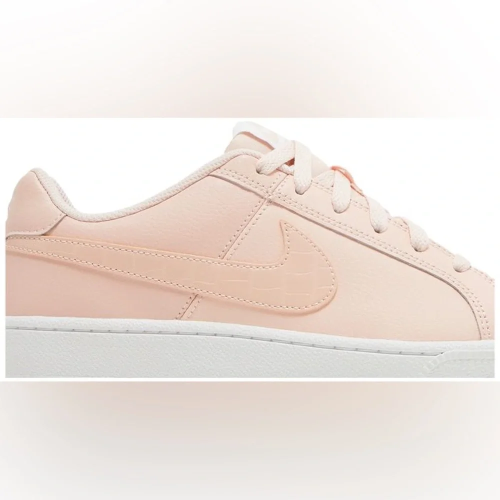 WMNS COURT ROYALE 'WASHED CORAL' SIZE 8.5 - Picture 2 of 8